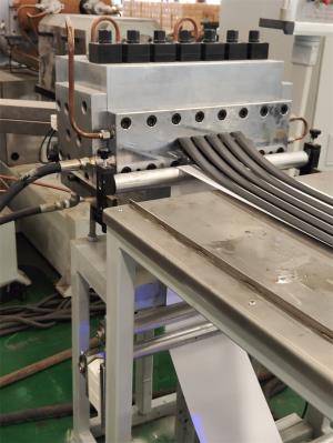 丁基隔音膠片擠出機(jī)_隔音行業(yè)的利器